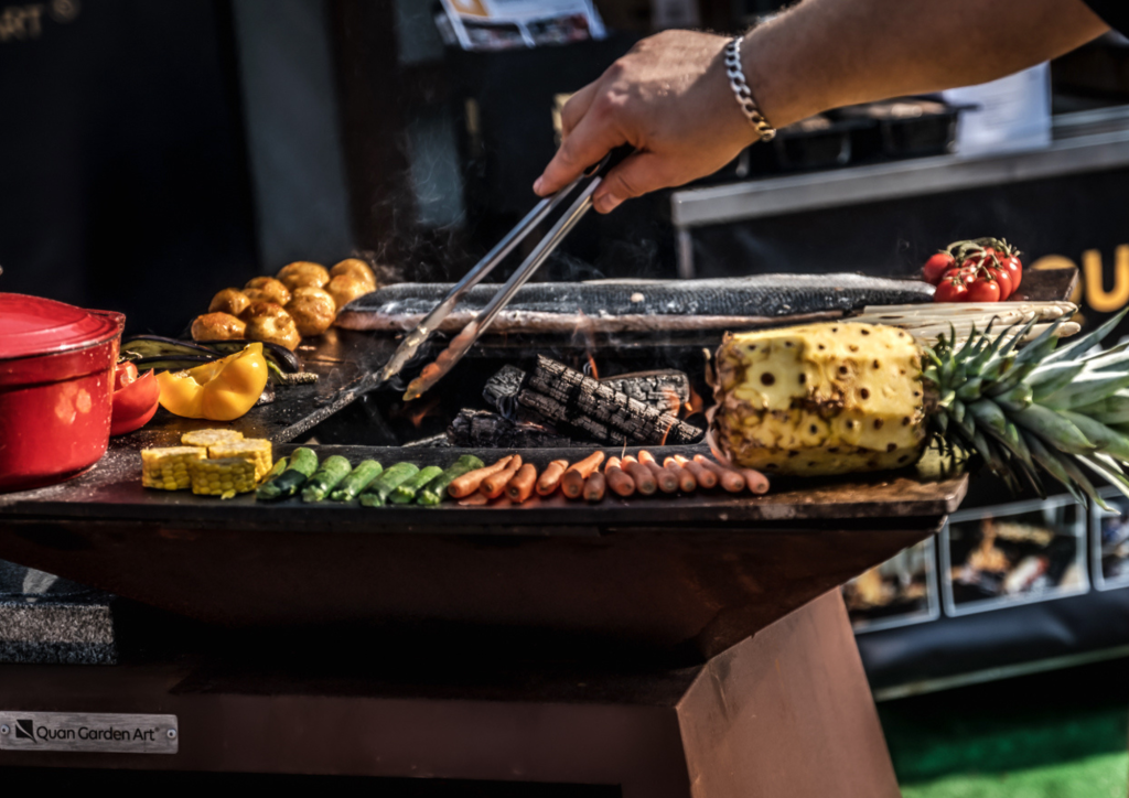 artur kupczykm restauracja kamień sląskim restauracja karolinka golf parkm doradztwo gastronomicznem konsulting gastronomicznym szkolenia managerskie restauracjam szkolenia personelu restauracjam live cookingm muzyka na żywom firmowe eventy kulinarnem warsztaty kulinarne dla firmm restrukturyzacja restauracji